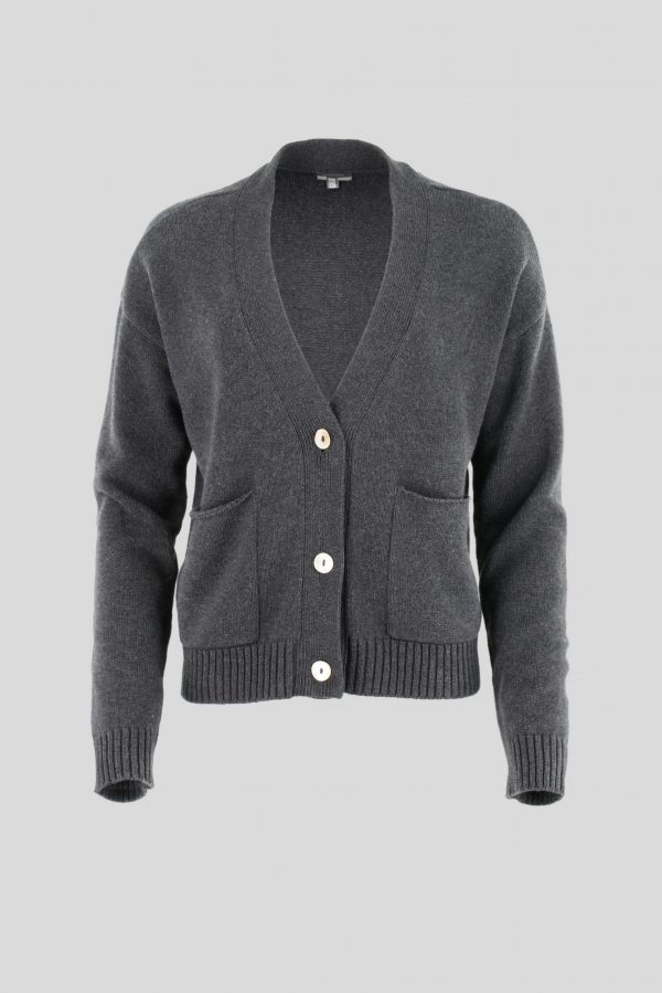 Gab-cotton-cardigan-graphite-colour-front-view - Ochre Knitwear cotton cardigan with 3 buttons in Gab graphite colour long sleeves and pockets front view