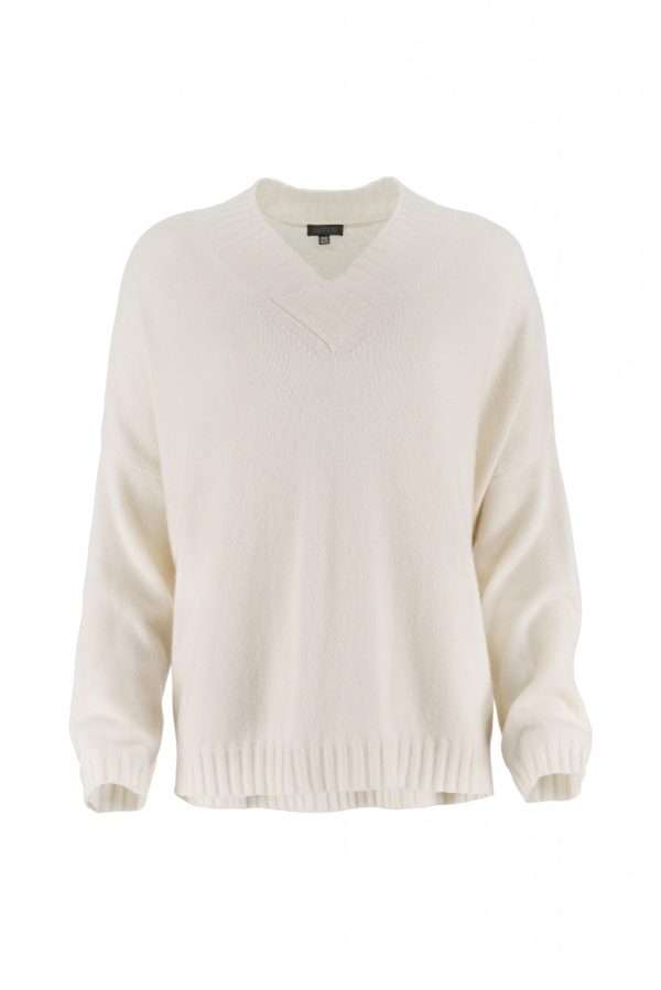 v neck sweater with long sleeves in ivory colour front view