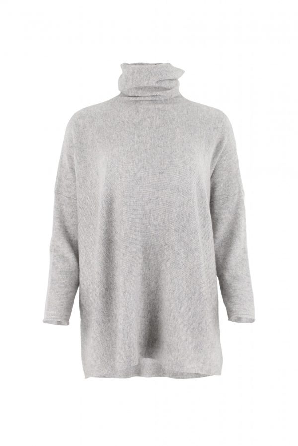 sweater with long sleeves and polo collar in silver grey colour front view