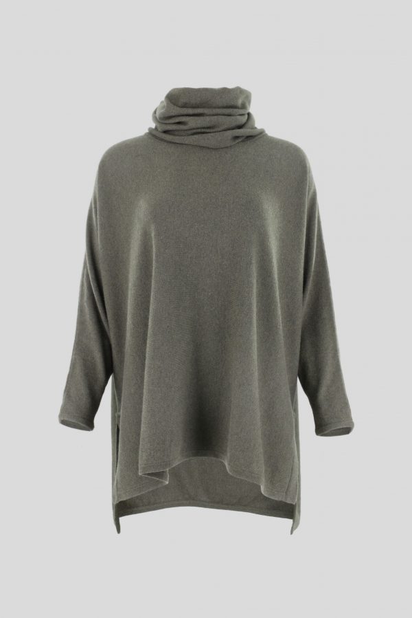 Carole-fir-green-colour-front-view - Ochre Knitwear oversized jumper with turtle neck in green colour front view