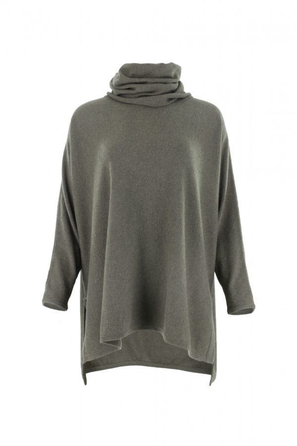 oversized jumper with turtle neck in green colour front view