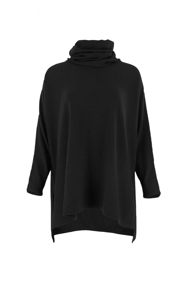 oversized jumper with turtle neck in black colour front view