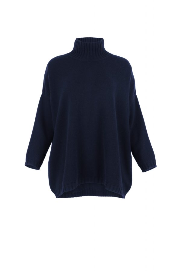 oversized jumper with long sleeves in navy colour front view