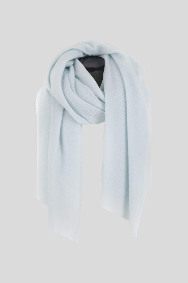 cashmere travel wrap in cloud blue colour