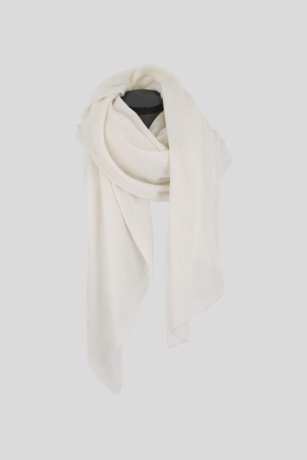 cashmere travel wrap in snow white colour