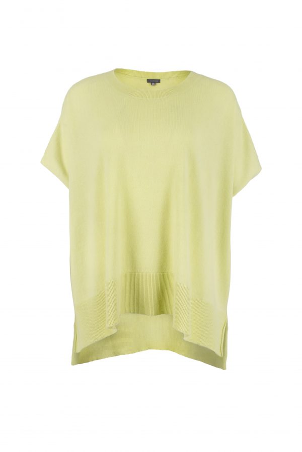 oversized jumper, large neckline, side splits winter lime colour, front view