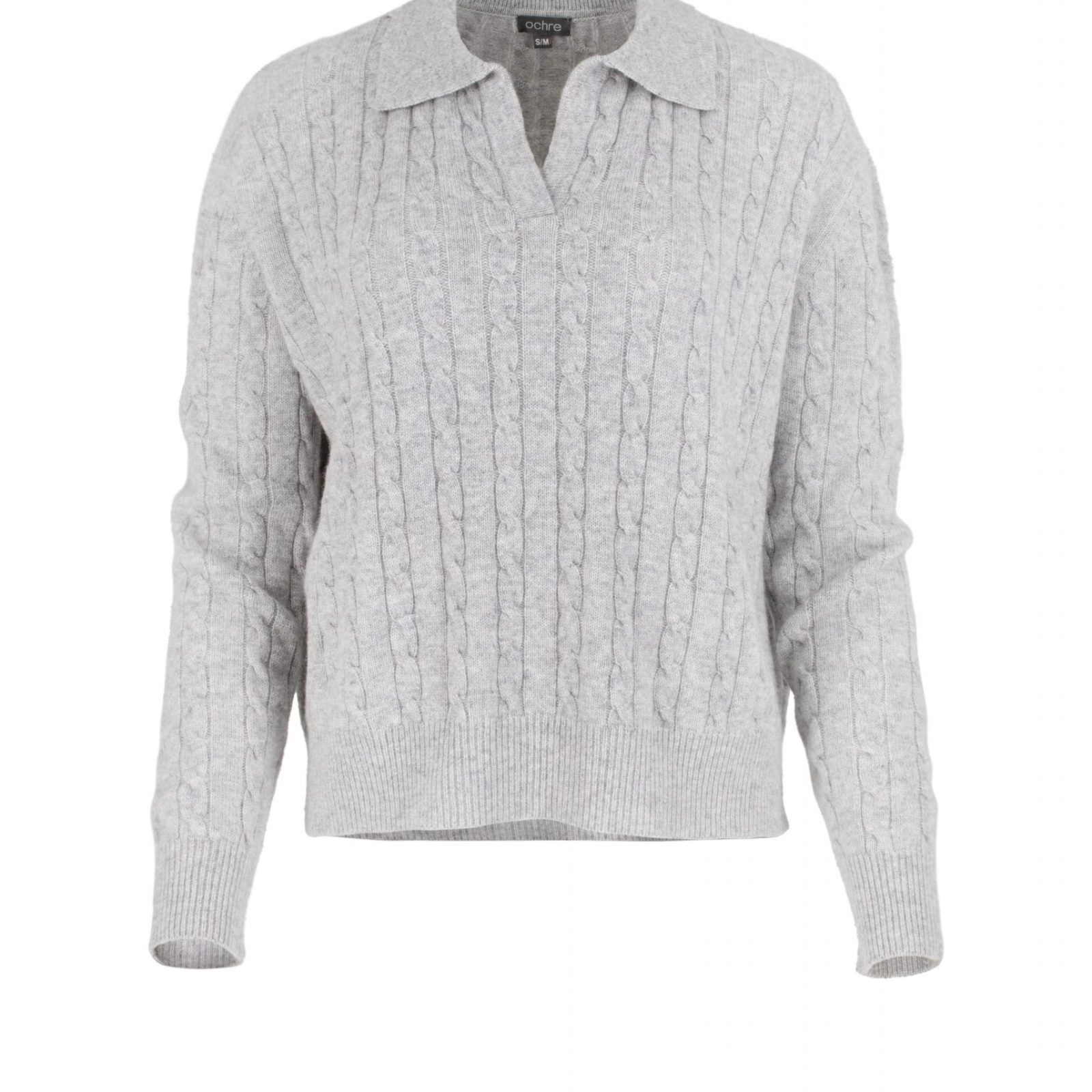 Mac-cable-jumper-silver-colour-front-view - Ochre Knitwear cable jumper with long sleeves and collar in silver colour, front view