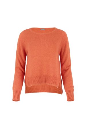 begonia-sweater-flame-colour-front-view sweater with long sleeves, longer at the back and side slits in flame colour, front view
