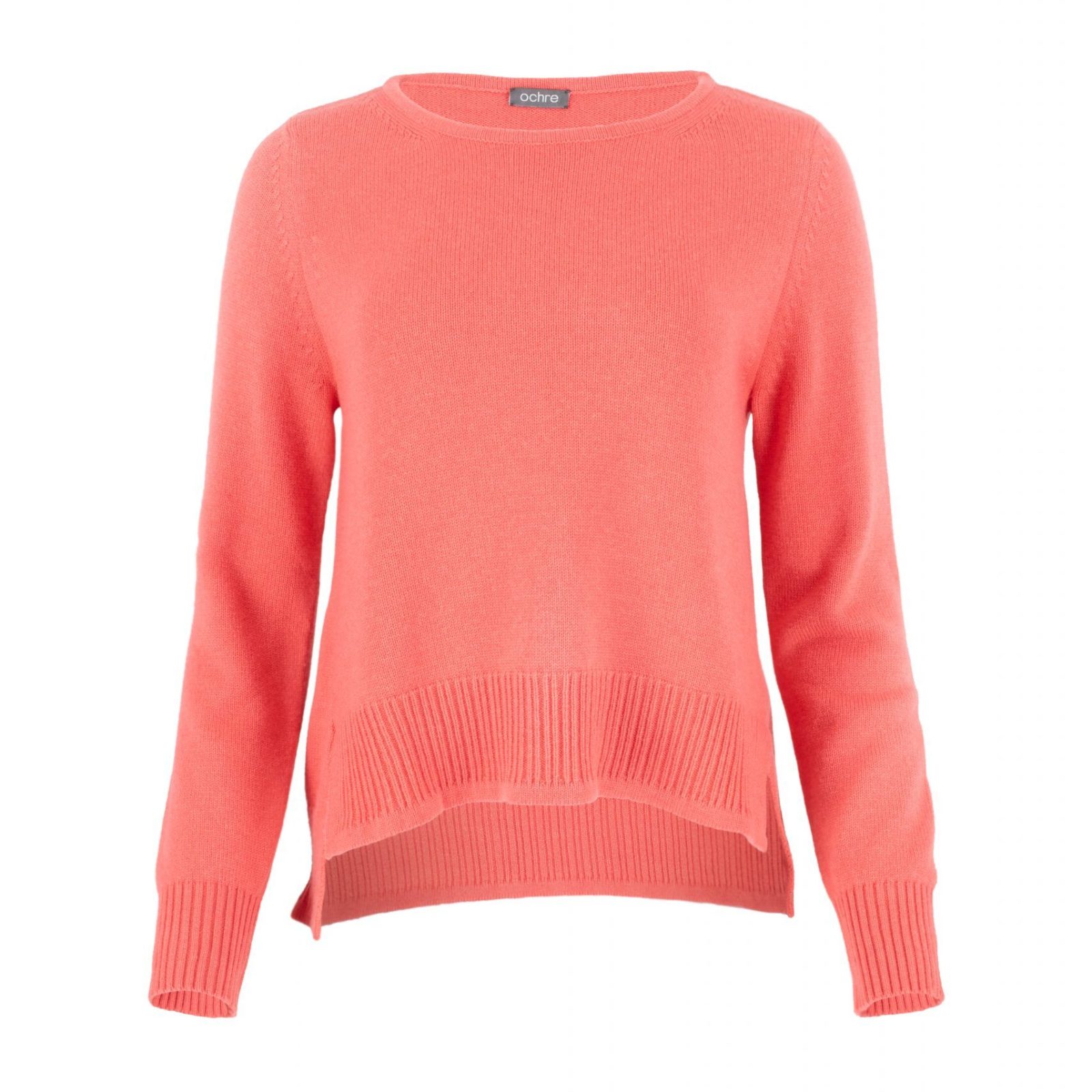 sweater with long sleeves, longer at the back and side slits in geranium colour, front view