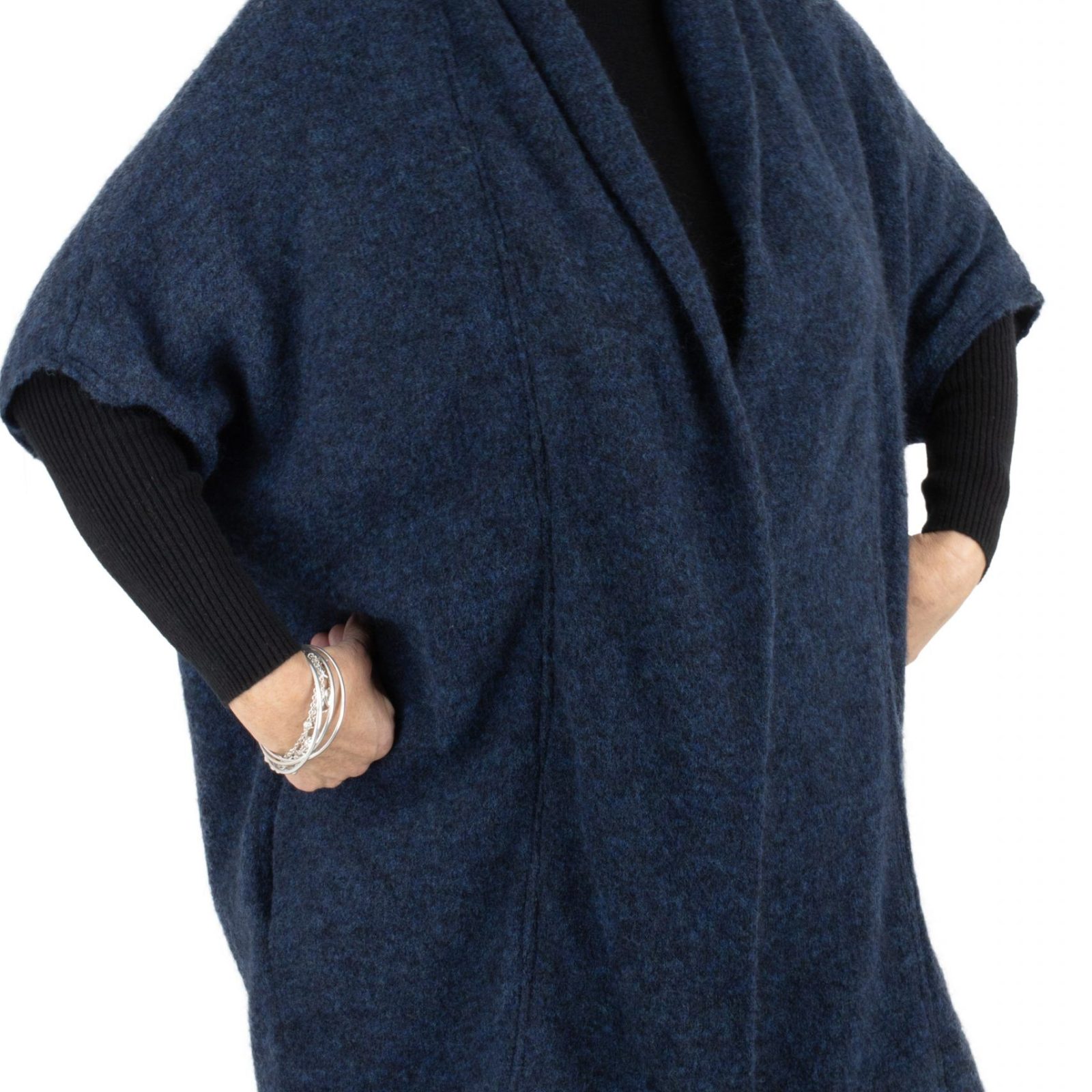 samba-mohair-cardigan-dark-navy-colour-side-view - Ochre Knitwear a mohair cardigan featuring short sleeves, two side pockets, and a cocoon shape, presented in a side view