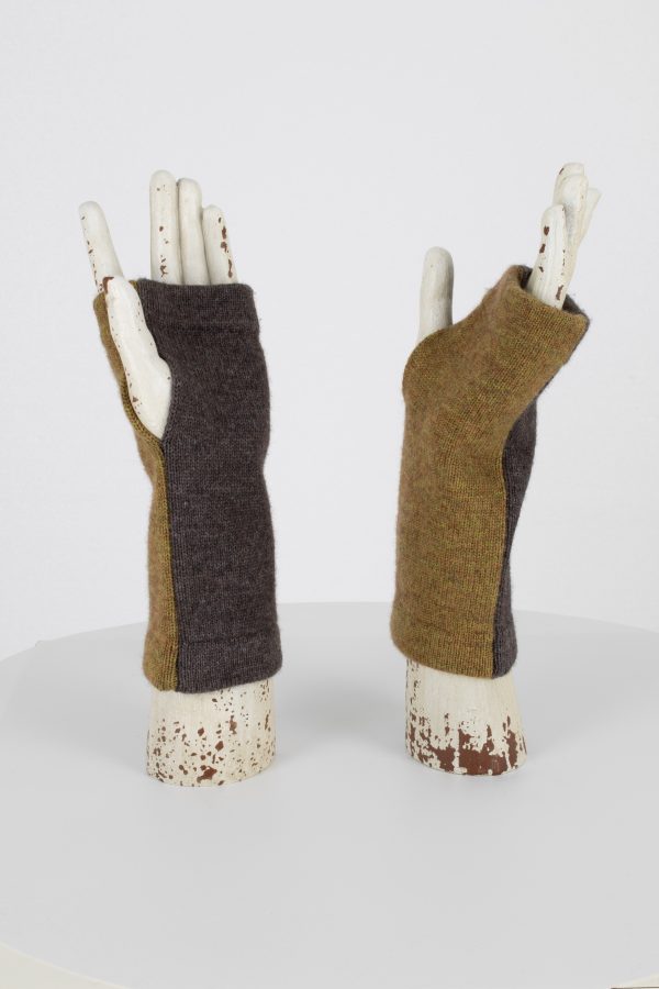 wrist warmers in two contrasting olive and otter colours