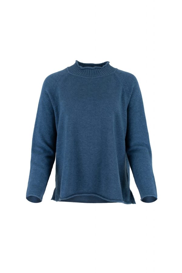 jumper with long sleeves and side split in smoke colour made from cashmere, front view