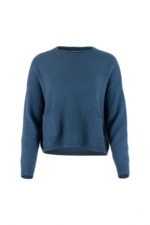 boxy jumper with two front patch pocket and long sleeves in teal colour, front view
