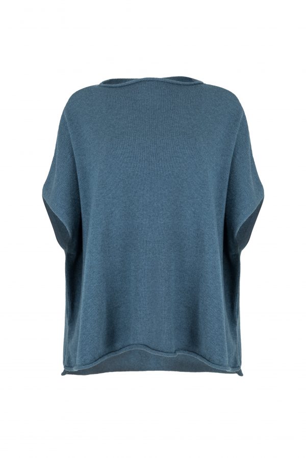 Dropped sleeve cashmere blend knit gilet with curved hem front view