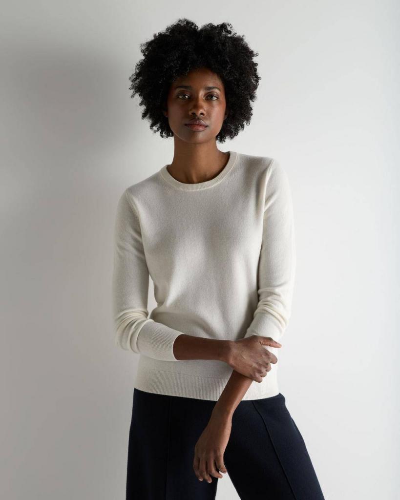 lightweight cashmere jumpers wearing model