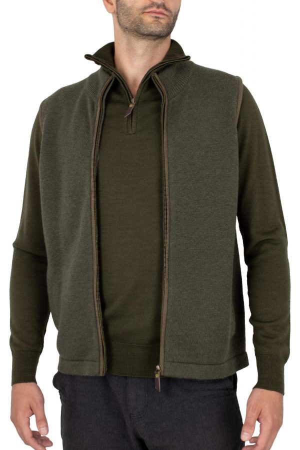 men’s cashmere blend gilet in fir green colour with brass zip, ribbed stand collar, suede-effect trim and side pockets